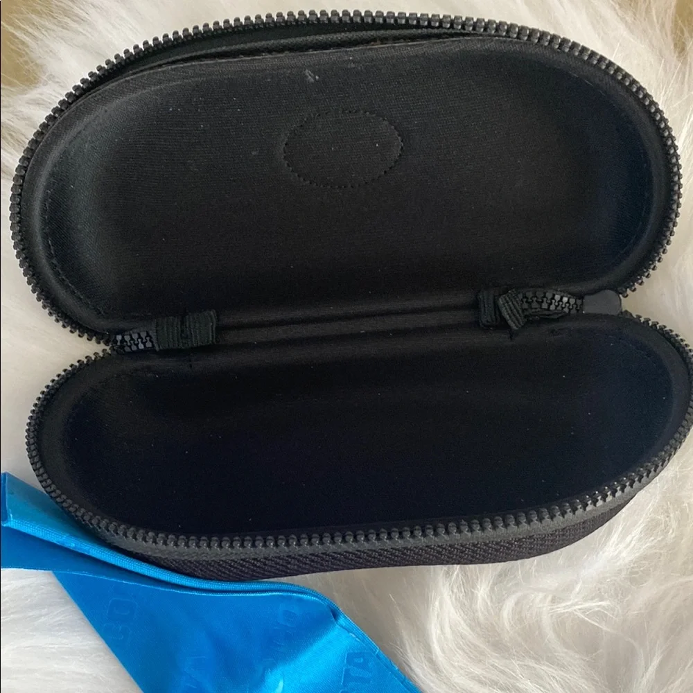 EUC Costa Black and Blue Sunglasses Case